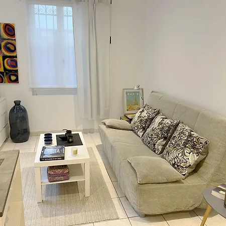 Studio Parisien Sur Cour Arboree Appartamento